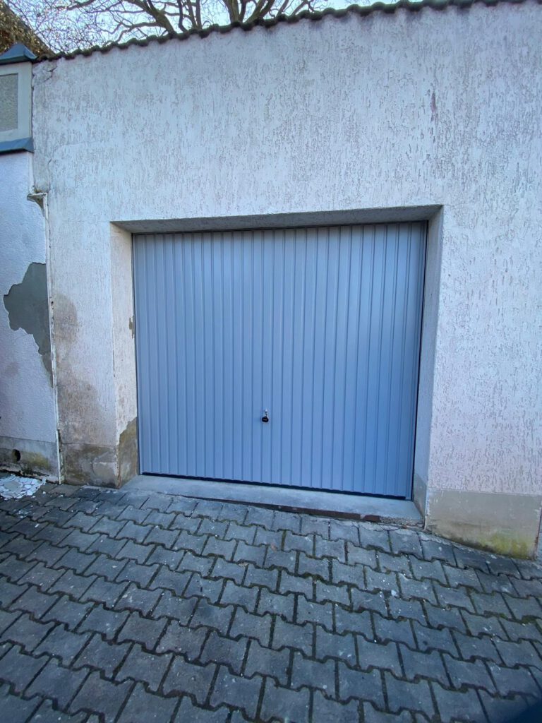teckentrup schwingtor lichtgrau in gotha