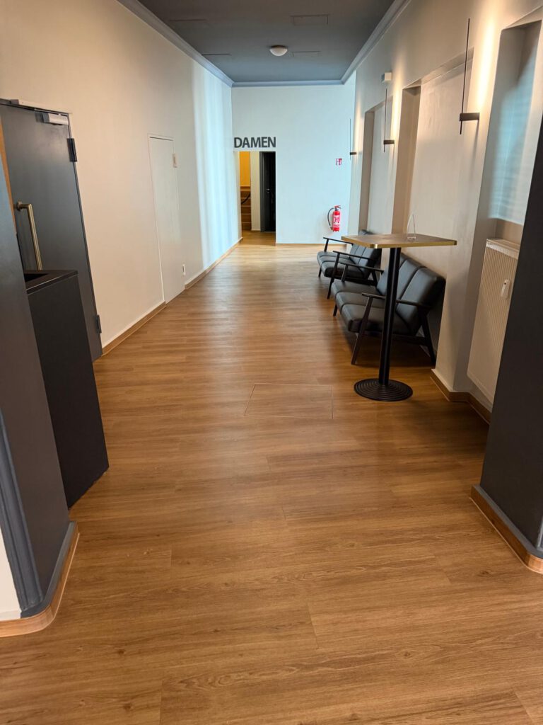 Fertiges Foyer Joka Designbelag 555